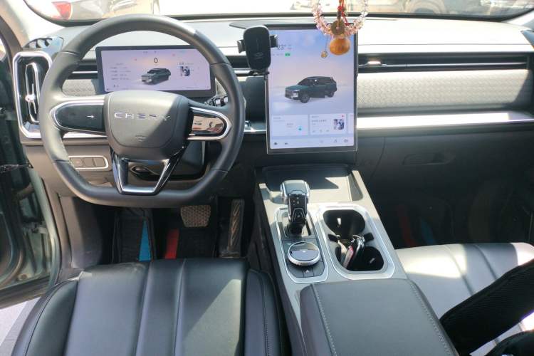 Used Chery Explore 06 2023 Yoye Edition 1.6T Four-Wheel Drive Explore Boundary Center Console