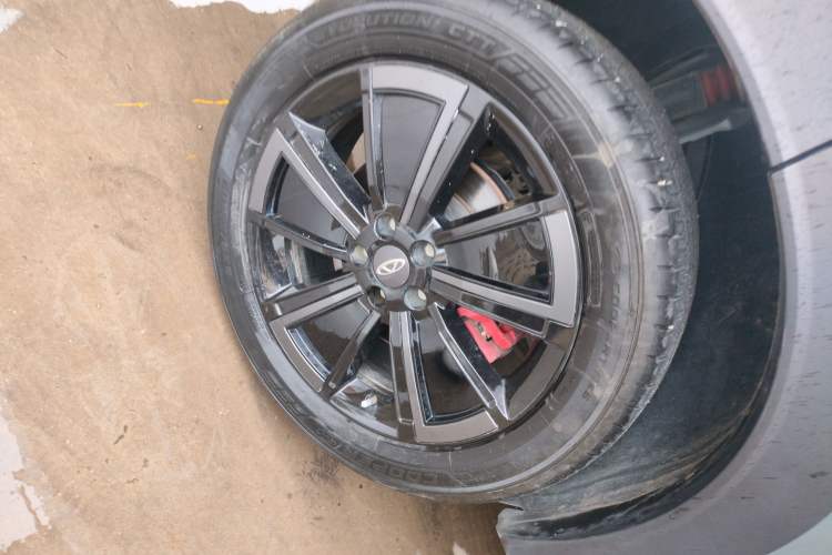 Used Chery Explore 06 2023 YUEYE Edition 1.6T Four-Wheel Drive Adventure Right Rear Wheel Hub