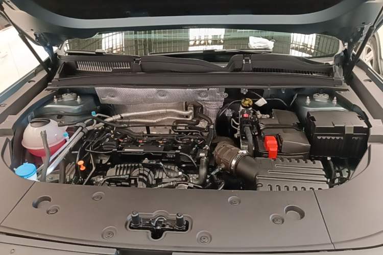 Used Chery Explore 06 2023 Urban Edition 1.6T Two-Wheel Drive Comfort Engine Bay