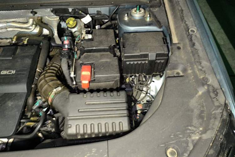 Used Chery Explore 06 2023 Revised Version Urban Edition 1.6T Two-Wheel Drive Luxury Trim Engine Bay Left