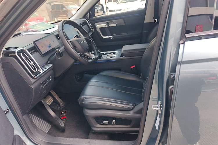 Used Chery Explore 06 2023 Urban Edition 1.6T Two-Wheel Drive Luxury Left Front Seat