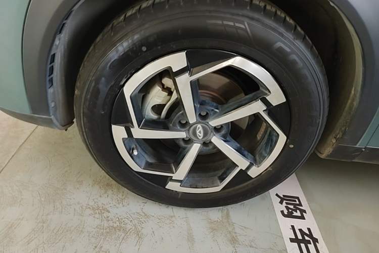Used Chery Explore 06 2023 Urban Edition 1.6T Two-Wheel Drive Luxury Left Front Wheel Hub