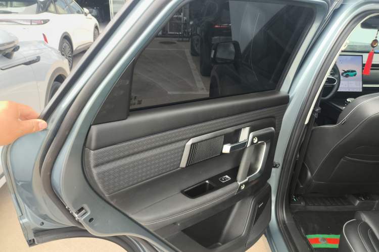 Used Chery Explore 06 2023 YUEYE Edition 1.6T Four-Wheel Drive Adventure Left Rear Door Interior