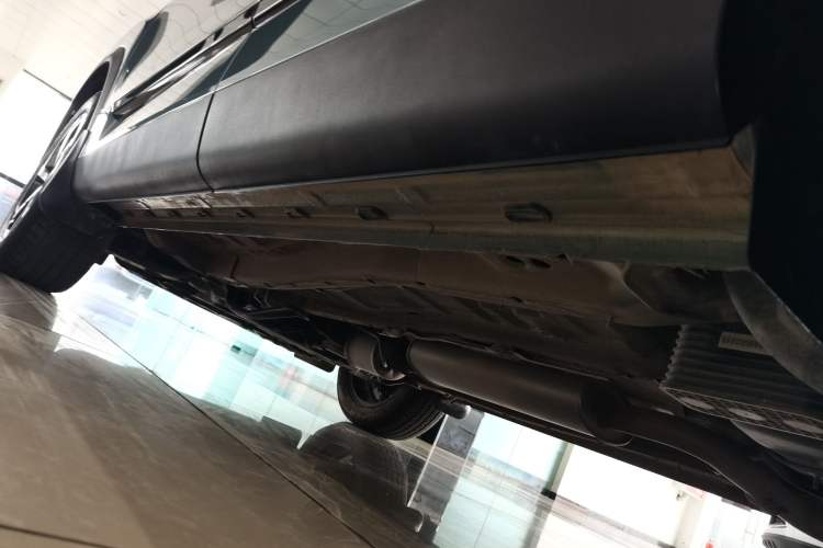 Used Chery Explore 06 2023 Urban Edition 1.6T Two-Wheel Drive Luxury Left Side Sill