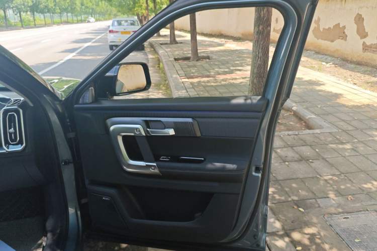 Used Chery Explore 06 2023 Urban Edition 1.6T Two-Wheel Drive Luxury Right Front Door Interior
