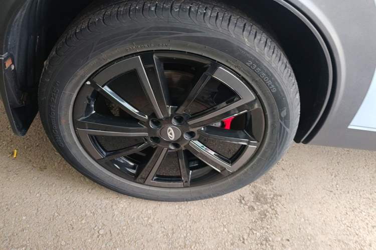 Used Chery Explore 06 2023 YUEYE Edition 1.6T Four-Wheel Drive Adventure Right Rear Wheel Hub