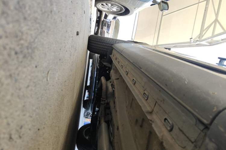 Used Chery Explore 06 2023 Urban Edition 1.6T Two-Wheel Drive Luxury Right Side Sill