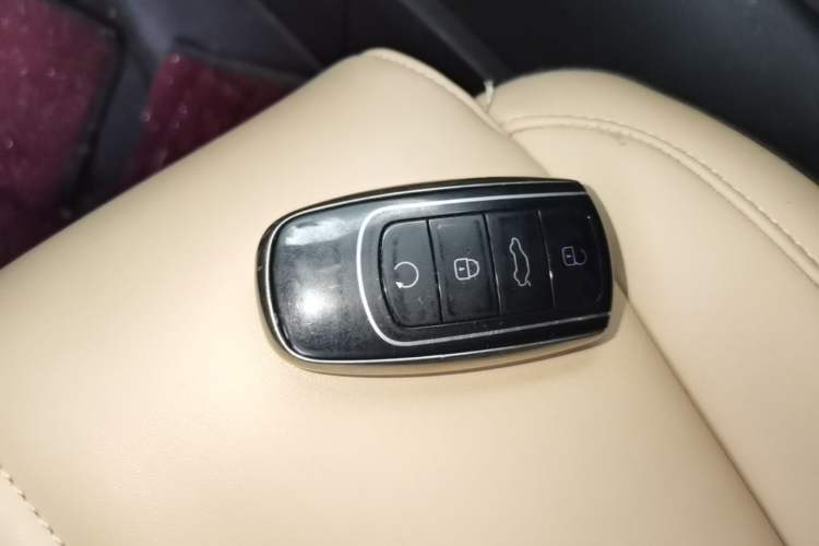 Used Chery Explore 06 2023 Urban Edition 1.6T Two-Wheel Drive Luxury Vehicle Key
