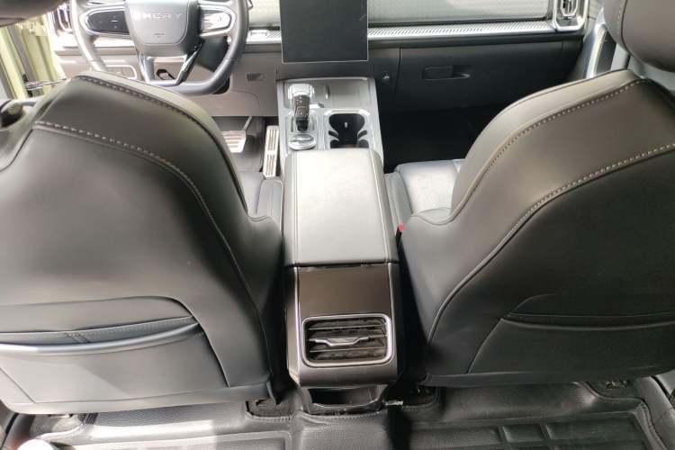 Used Chery Explore 06 2023 YUEYE Edition 1.6T Four-Wheel Drive Adventure Audio And AC Panel