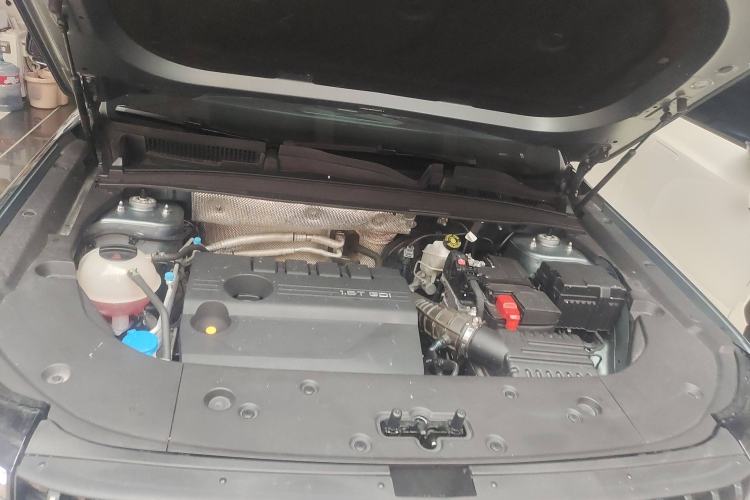 Used Chery Explore 06 2023 Urban Edition 1.6T Two-Wheel Drive Luxury Engine Bay