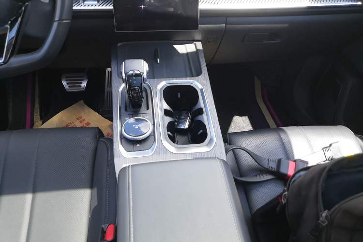 Used Chery Explore 06 2023 YUEYE Edition 1.6T Four-Wheel Drive Adventure Gear Lever