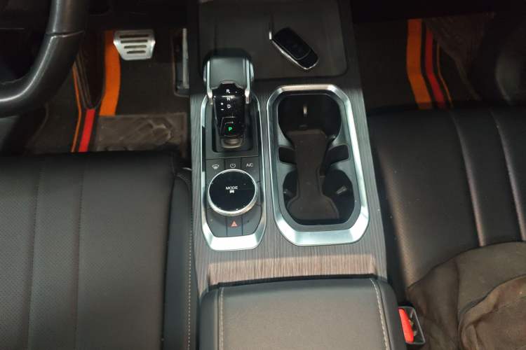 Used Chery Explore 06 2023 YUEYE Edition 1.6T Four-Wheel Drive Adventure Gear Lever