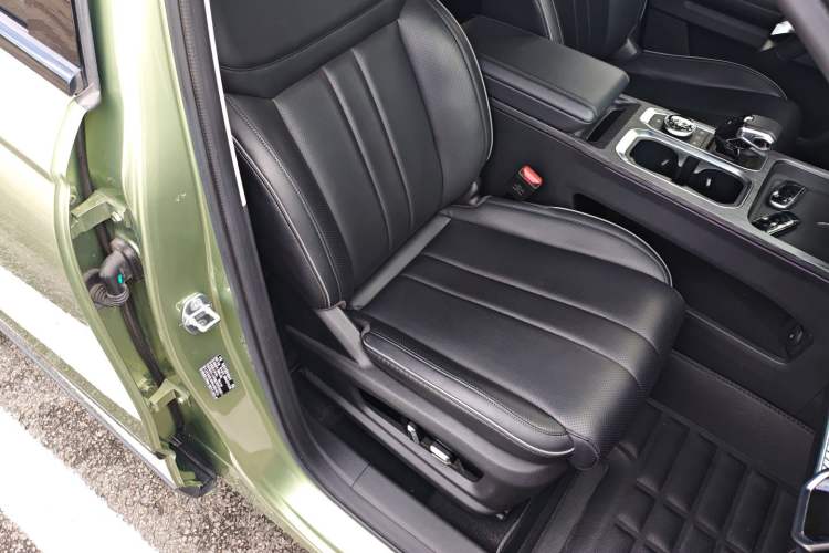 Used Chery Explore 06 2023 YUEYE Edition 1.6T Four-Wheel Drive Adventure Right Front Seat