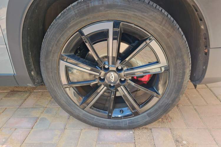 Used Chery Explore 06 2023 YUEYE Edition 1.6T Four-Wheel Drive Adventure Right Front Wheel Hub