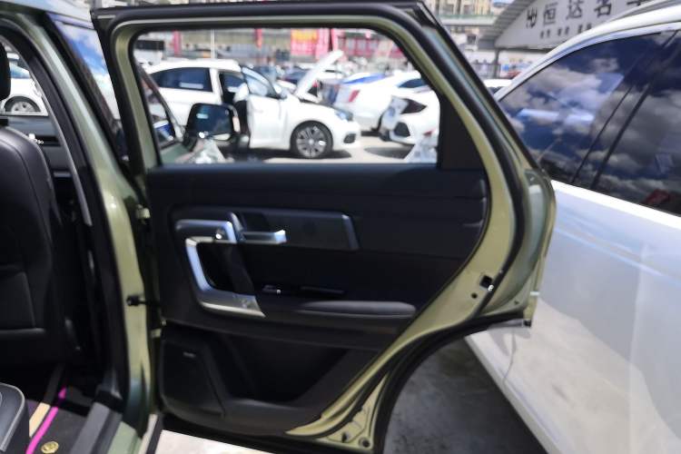 Used Chery Explore 06 2023 YUEYE Edition 1.6T Four-Wheel Drive Adventure Right Rear Door Interior