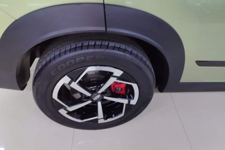 Used Chery Explore 06 2023 Yoye Edition 1.6T Four-Wheel Drive Explore Boundary Right Rear Wheel Hub