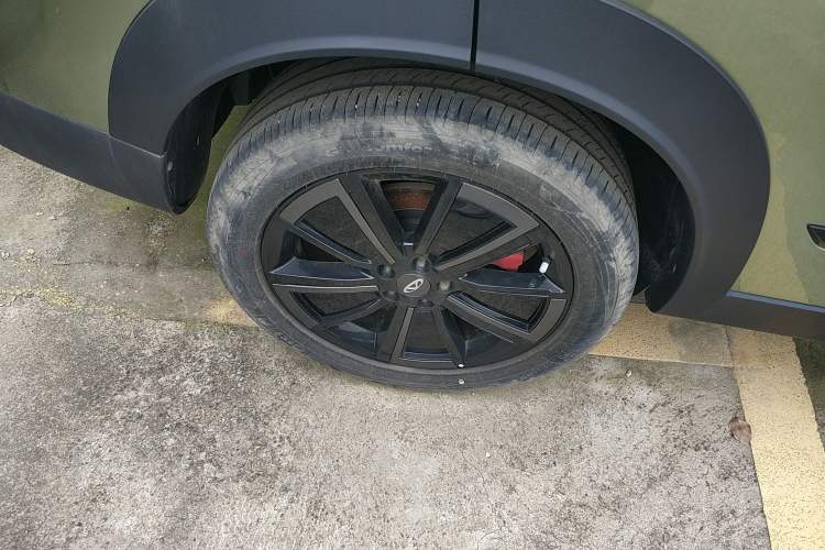 Used Chery Explore 06 2023 Yoye Edition 1.6T Four-Wheel Drive Explore Boundary Right Rear Wheel Hub