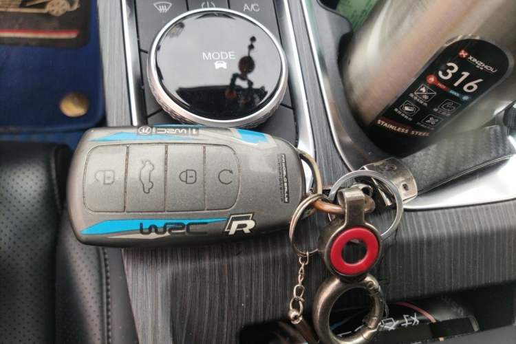 Used Chery Explore 06 2023 YUEYE Edition 1.6T Four-Wheel Drive Adventure Vehicle Key