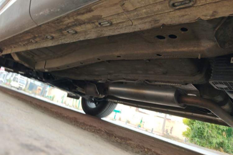 Used Chery Explore 06 2023 Urban Edition 1.6T Two-Wheel Drive Luxury Chassis Rear Left