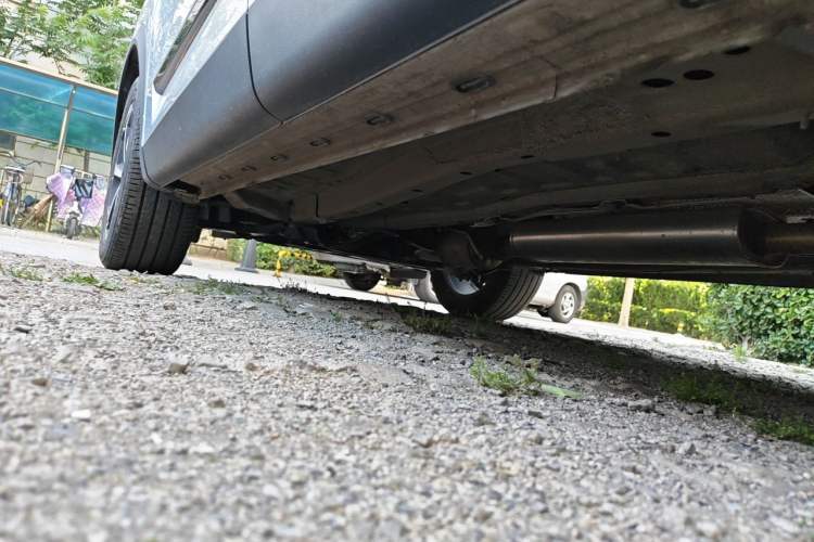 Used Chery Explore 06 2023 Urban Edition 1.6T Two-Wheel Drive Luxury Chassis Rear Left