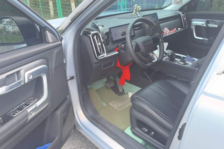 Used Chery Explore 06 2023 Urban Edition 1.6T Two-Wheel Drive Luxury Driver Seat