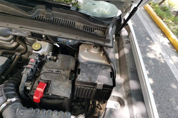 Used Chery Explore 06 2023 YUEYE Edition 1.6T Four-Wheel Drive Adventure Engine Bay Left