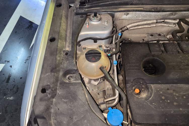 Used Chery Explore 06 2023 Urban Edition 1.6T Two-Wheel Drive Comfort Engine Bay Right