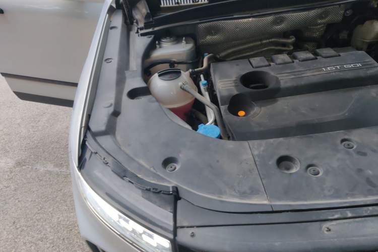 Used Chery Explore 06 2023 Urban Edition 1.6T Two-Wheel Drive Luxury Engine Bay Right