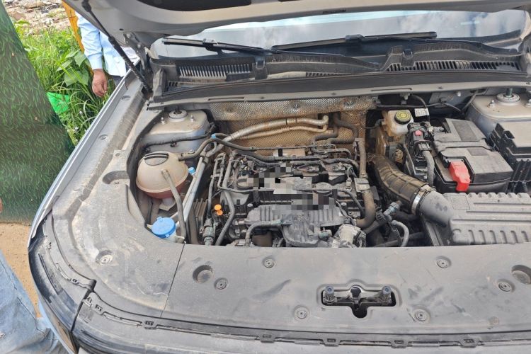 Used Chery Explore 06 2023 Yoye Edition 1.6T Four-Wheel Drive Explore Boundary Engine Bay Right