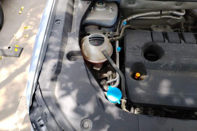 Used Chery Explore 06 2023 Urban Edition 1.6T Two-Wheel Drive Luxury Engine Bay Right
