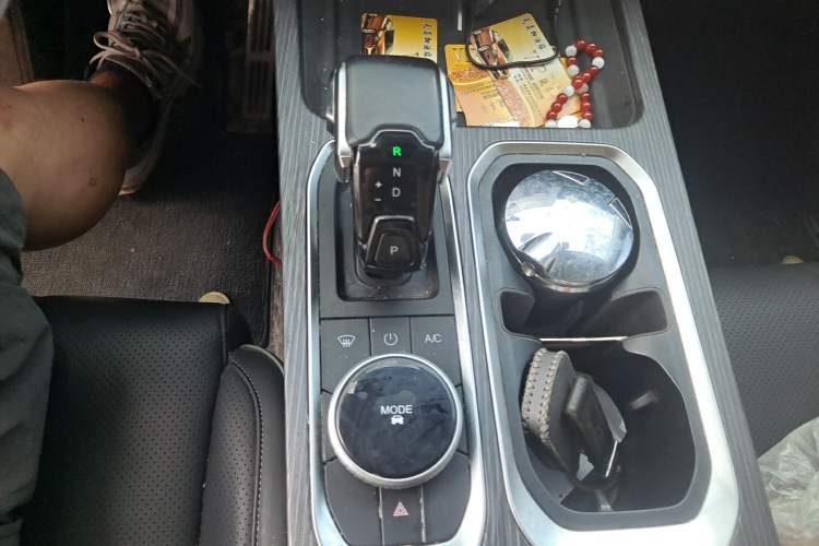 Used Chery Explore 06 2023 YUEYE Edition 1.6T Four-Wheel Drive Adventure Gear Lever