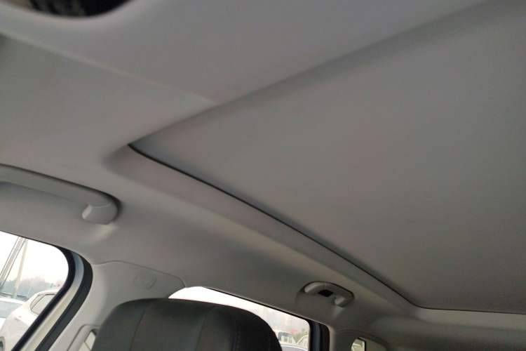 Used Chery Explore 06 2023 Urban Edition 1.6T Two-Wheel Drive Comfort Headliner