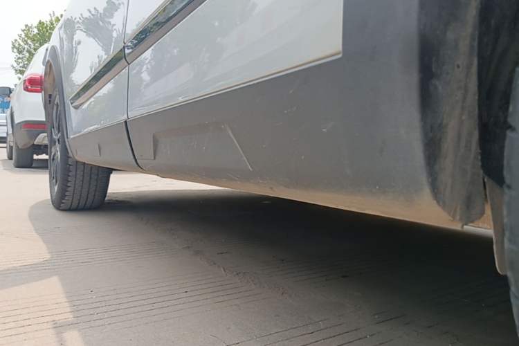 Used Chery Explore 06 2023 YUEYE Edition 1.6T Four-Wheel Drive Adventure Left Side Sill
