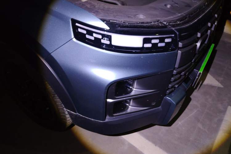Used Chery Explore 06 2023 YUEYE Edition 1.6T Four-Wheel Drive Explorer+ Right Front Headlight