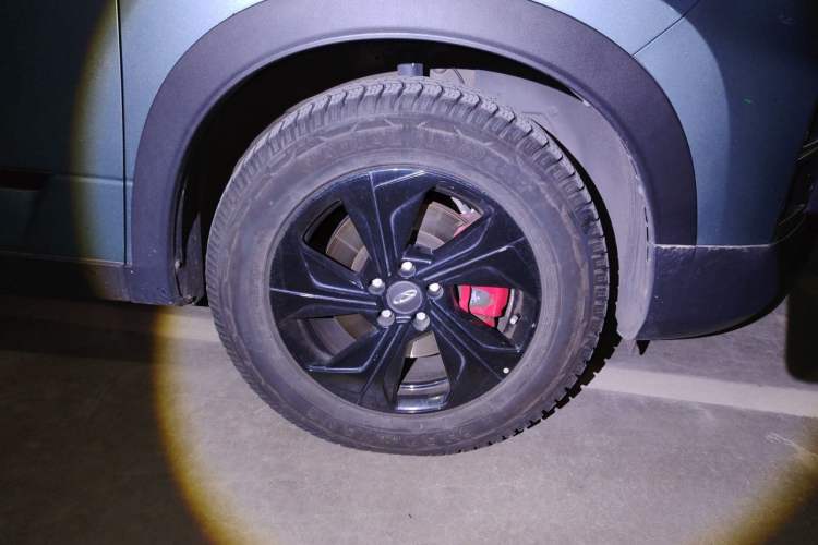 Used Chery Explore 06 2023 YUEYE Edition 1.6T Four-Wheel Drive Explorer+ Right Front Wheel Hub