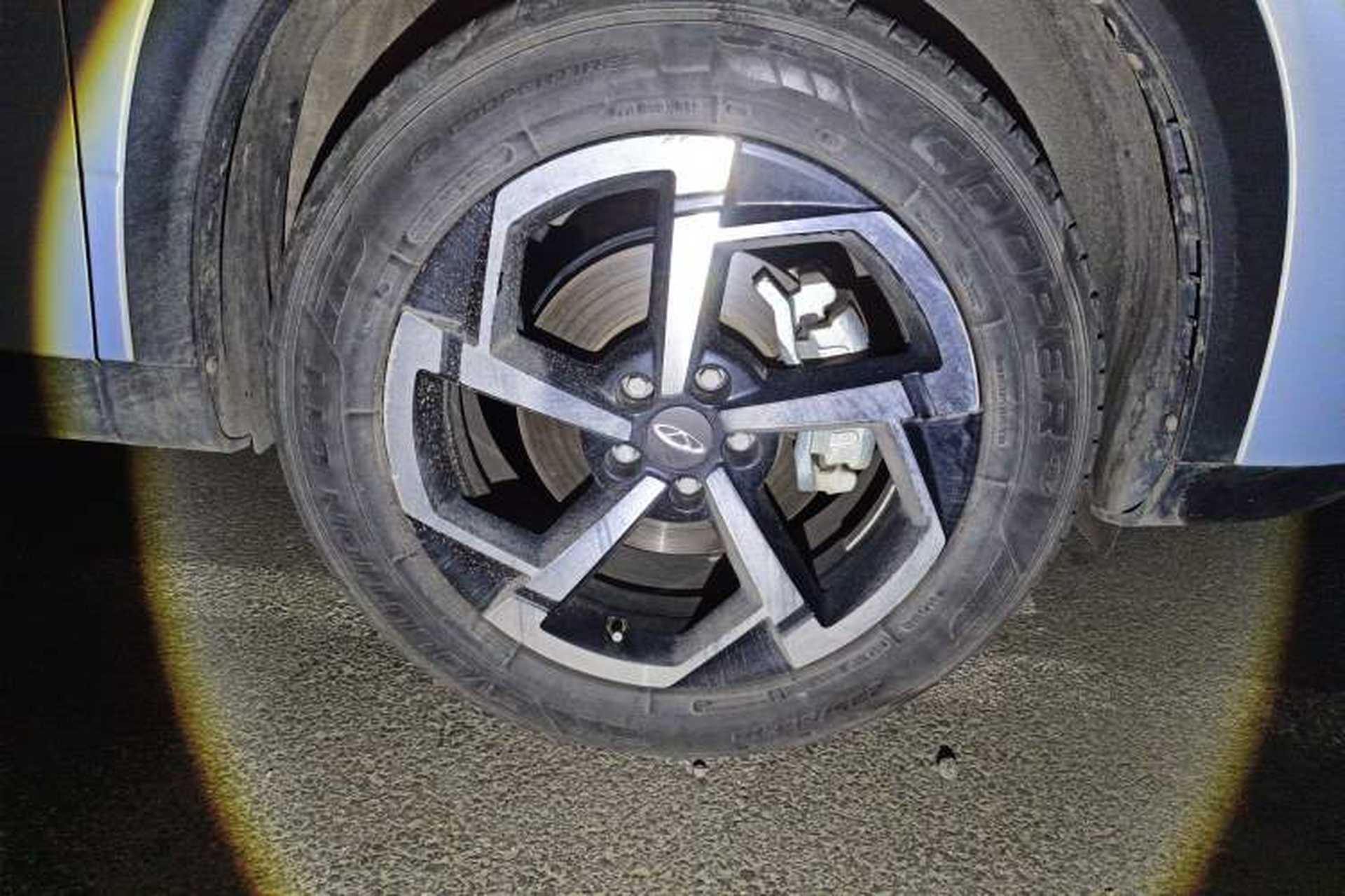 Used Chery Explore 06 2023 Urban Edition 1.6T Two-Wheel Drive Comfort Right Front Wheel Hub