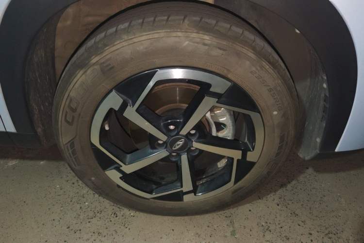 Used Chery Explore 06 2023 Urban Edition 1.6T Two-Wheel Drive Luxury Right Front Wheel Hub