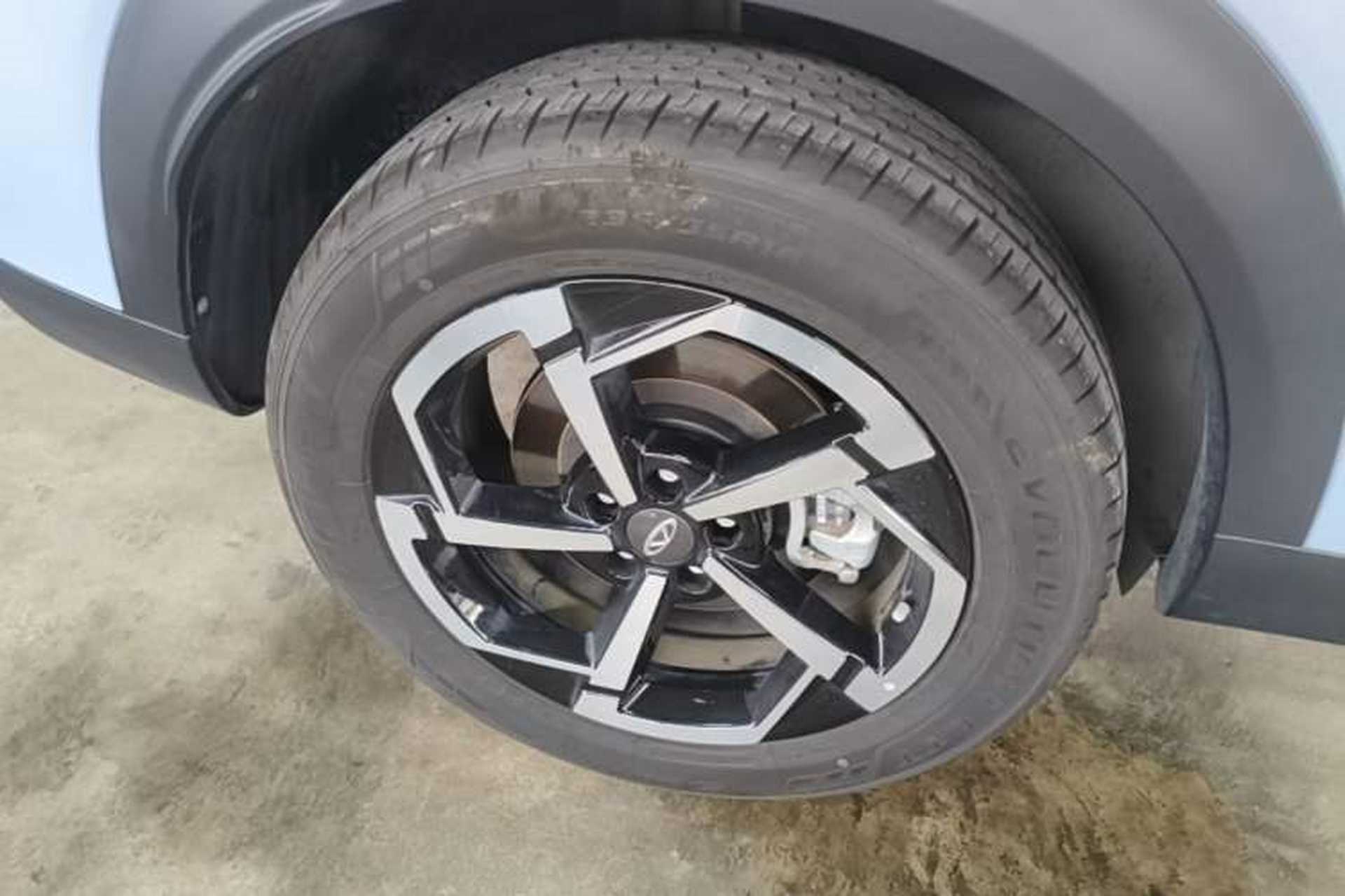 Used Chery Explore 06 2023 Urban Edition 1.6T Two-Wheel Drive Luxury Right Rear Wheel Hub