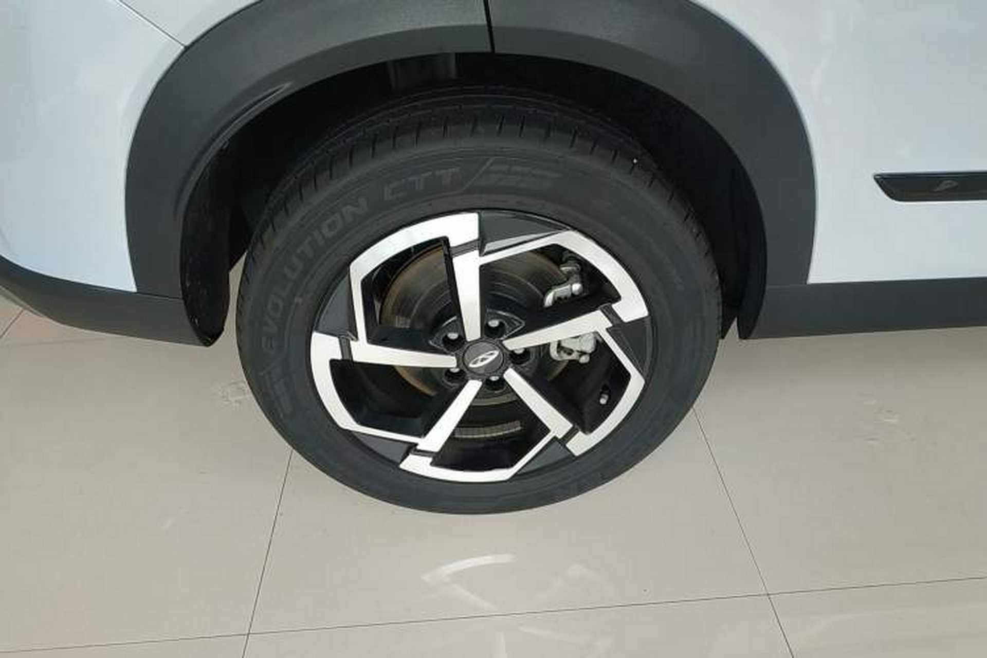 Used Chery Explore 06 2023 Urban Edition 1.6T Two-Wheel Drive Comfort Right Rear Wheel Hub