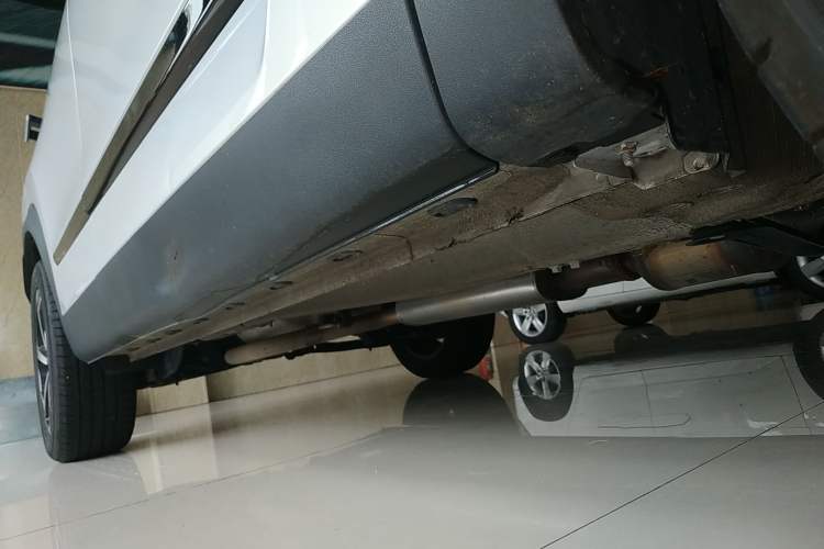 Used Chery Explore 06 2023 Urban Edition 1.6T Two-Wheel Drive Comfort Right Side Sill
