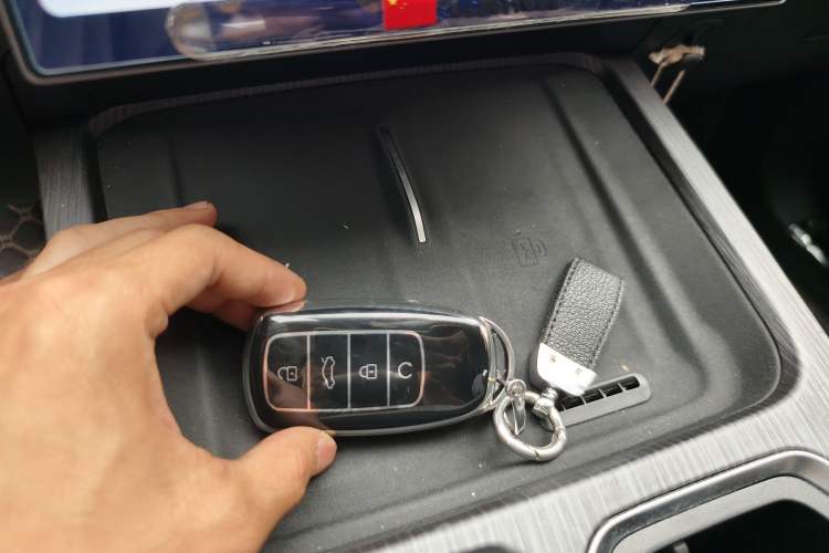 Used Chery Explore 06 2023 YUEYE Edition 1.6T Four-Wheel Drive Adventure Vehicle Key