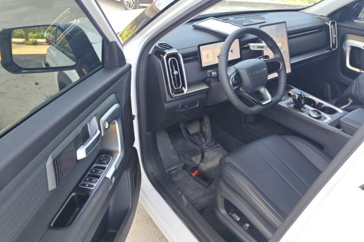 Used Chery Explore 06 2023 Urban Edition 1.6T Two-Wheel Drive Comfort Driver Seat