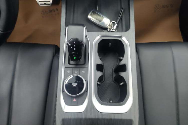 Used Chery Explore 06 2023 Yoye Edition 1.6T Two-Wheel Drive Explore Wild Gear Lever