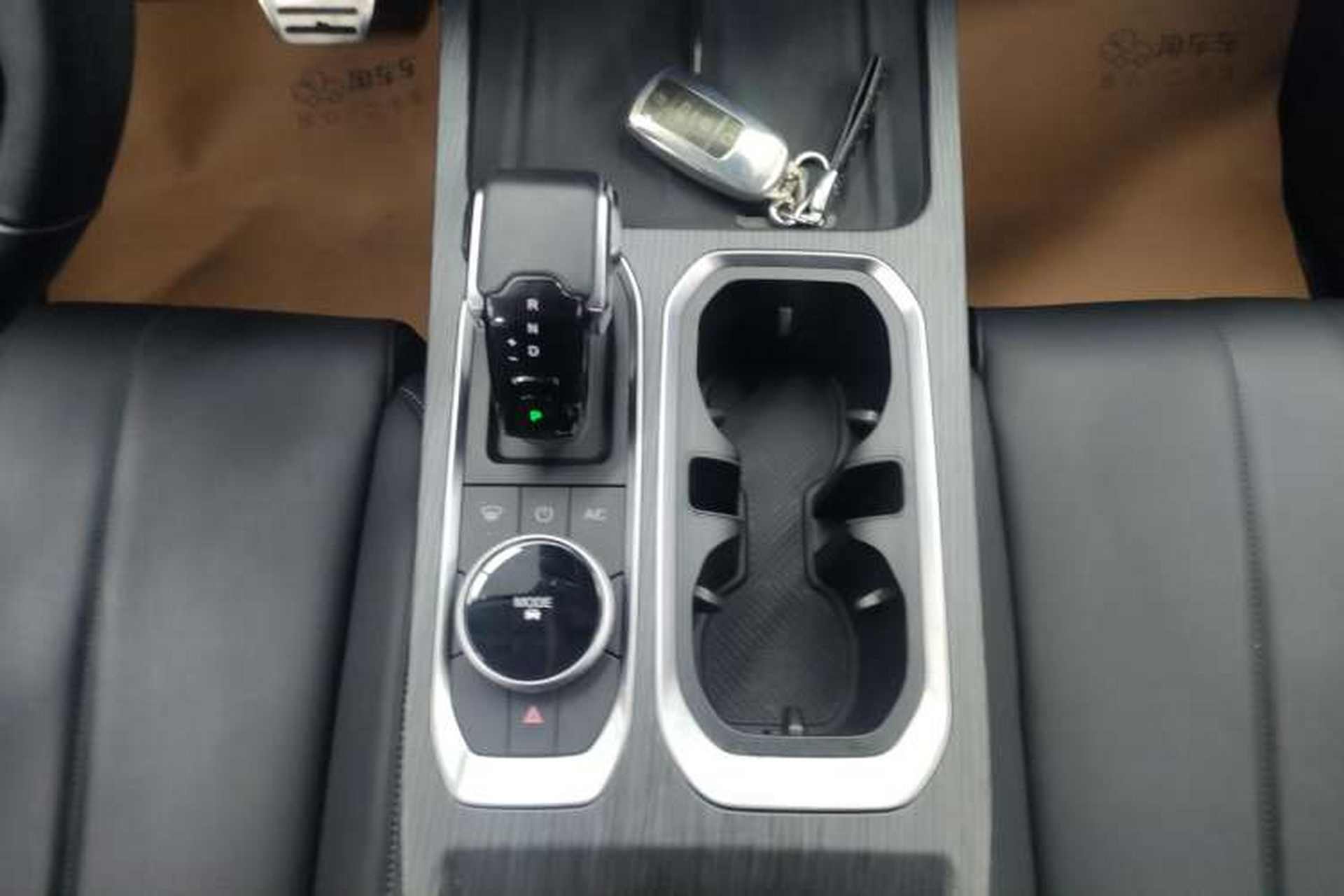 Used Chery Explore 06 2023 Yoye Edition 1.6T Two-Wheel Drive Explore Wild Gear Lever
