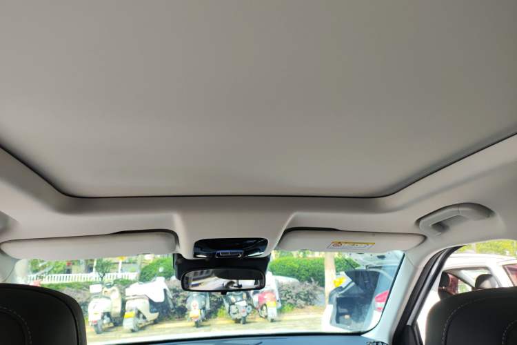 Used Chery Explore 06 2023 Urban Edition 1.6T Two-Wheel Drive Comfort Headliner