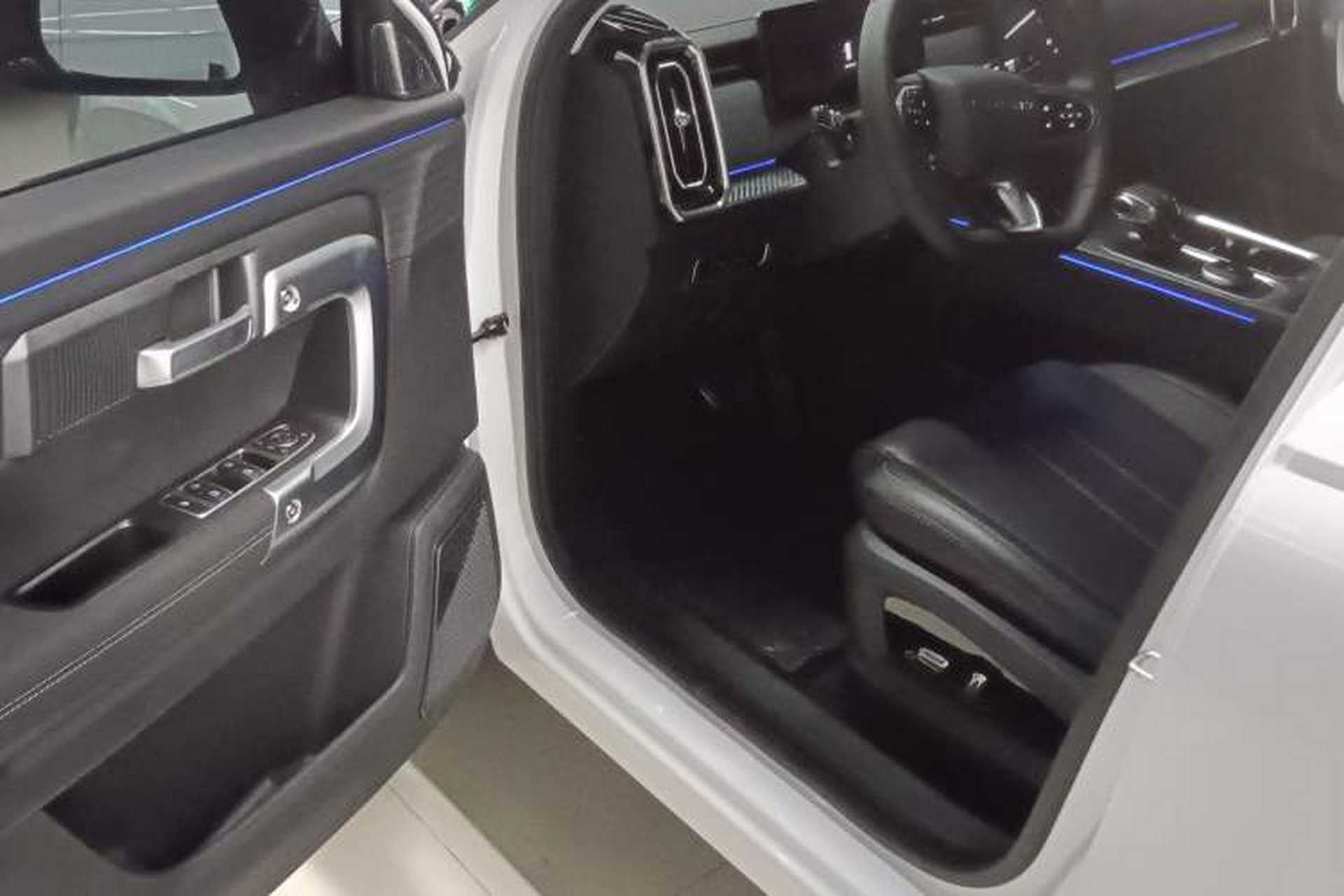 Used Chery Explore 06 2023 Urban Edition 1.6T Two-Wheel Drive Luxury Interior 2