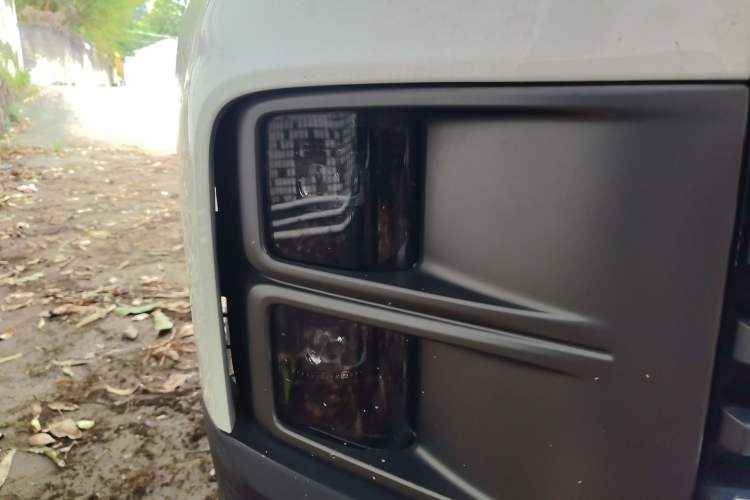 Used Chery Explore 06 2023 Yoye Edition 1.6T Two-Wheel Drive Explore Wild Right Front Headlight