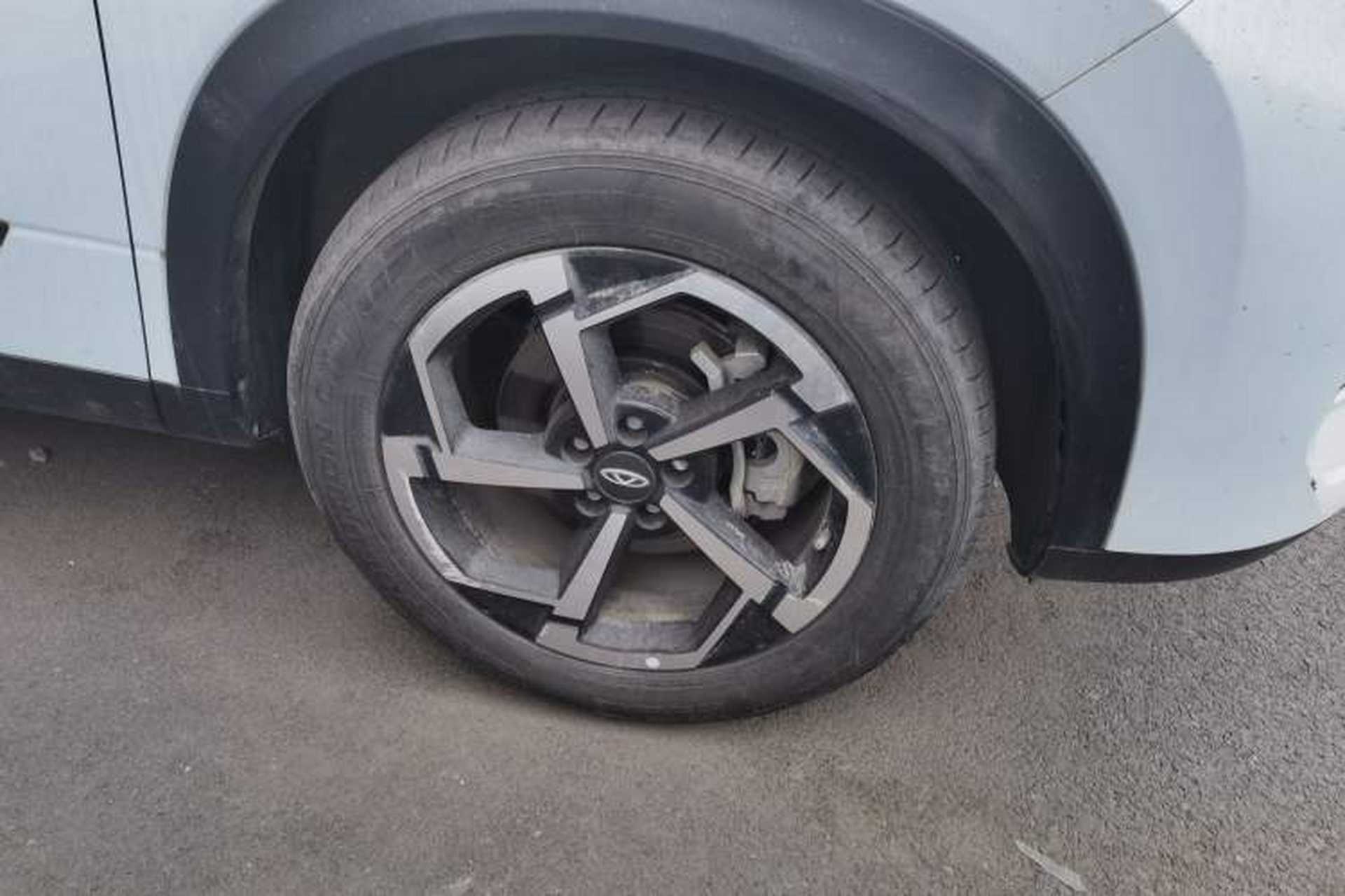 Used Chery Explore 06 2023 Urban Edition 1.6T Two-Wheel Drive Luxury Right Front Wheel Hub
