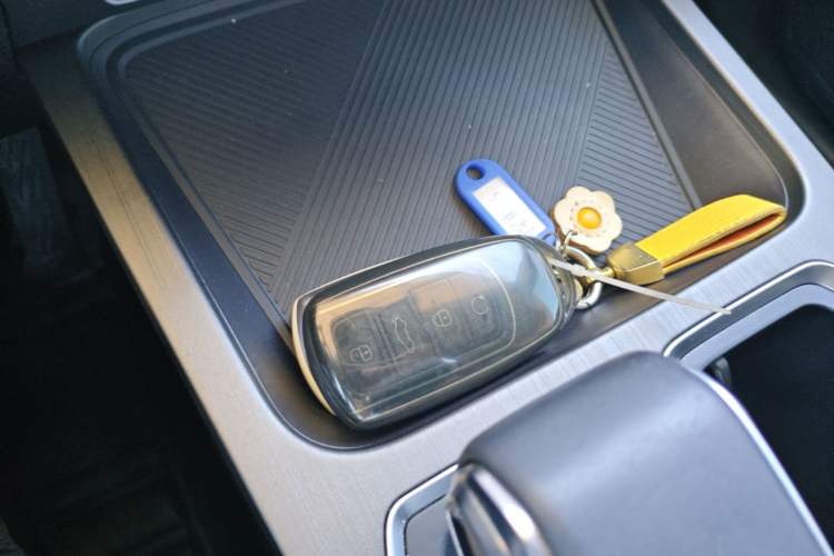 Used Chery Explore 06 2023 Urban Edition 1.6T Two-Wheel Drive Comfort Vehicle Key