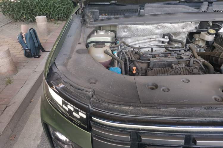 Used Chery Explore 06 2024 YUEYE Edition 1.6T Four-Wheel Drive Explore Boundary Engine Bay Right